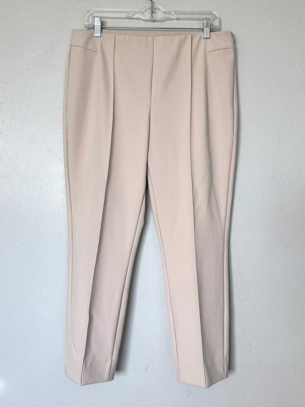Lafayette 148 New York Acclaimed Stretch Gramercy Cropped Pants in Sand Size 12